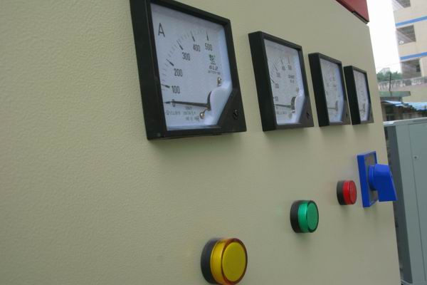 宣化配电柜-3683讲讲配电柜注意事项